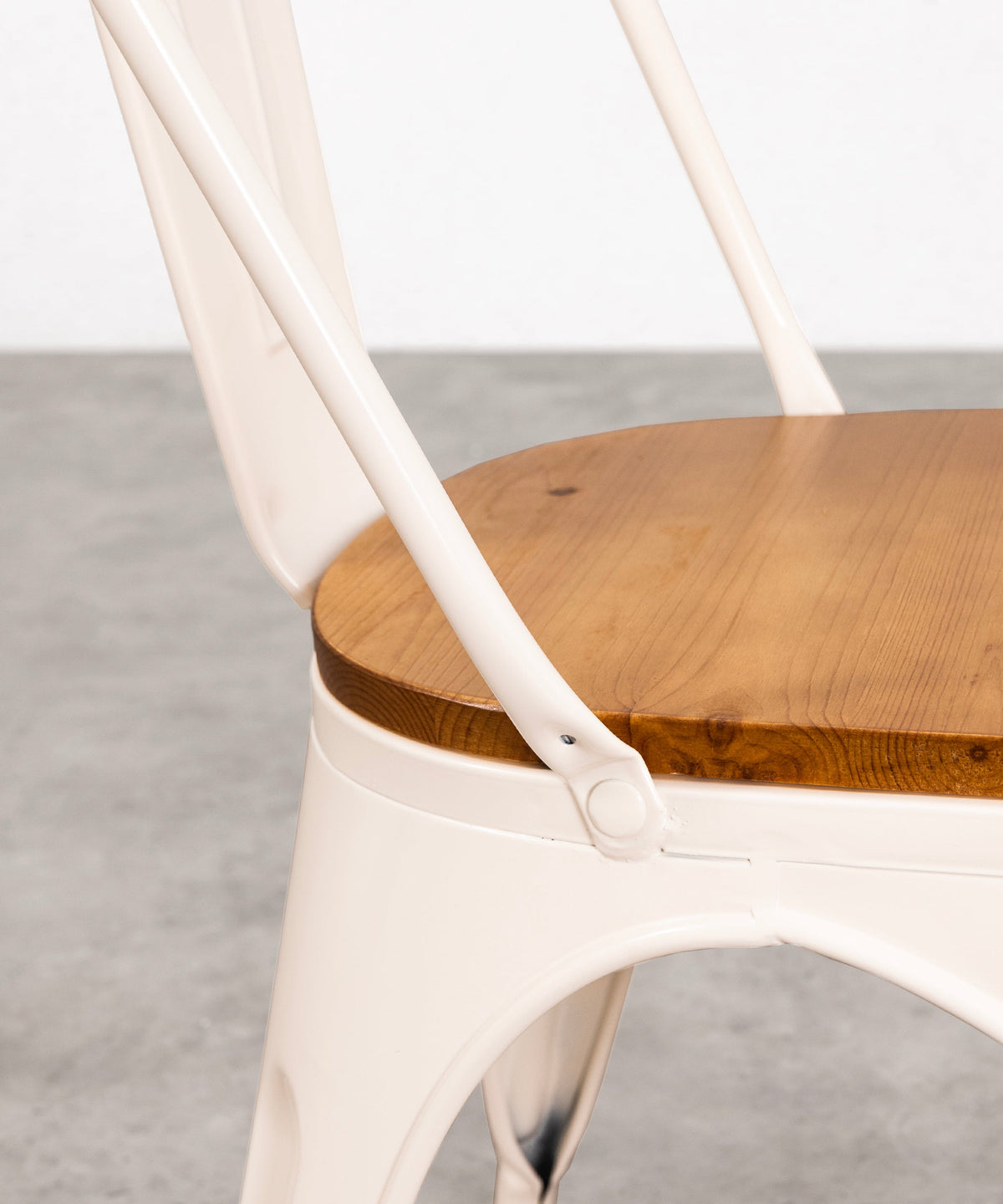 Chaise de Salle à Manger en Métal et Bois Tolik Wood