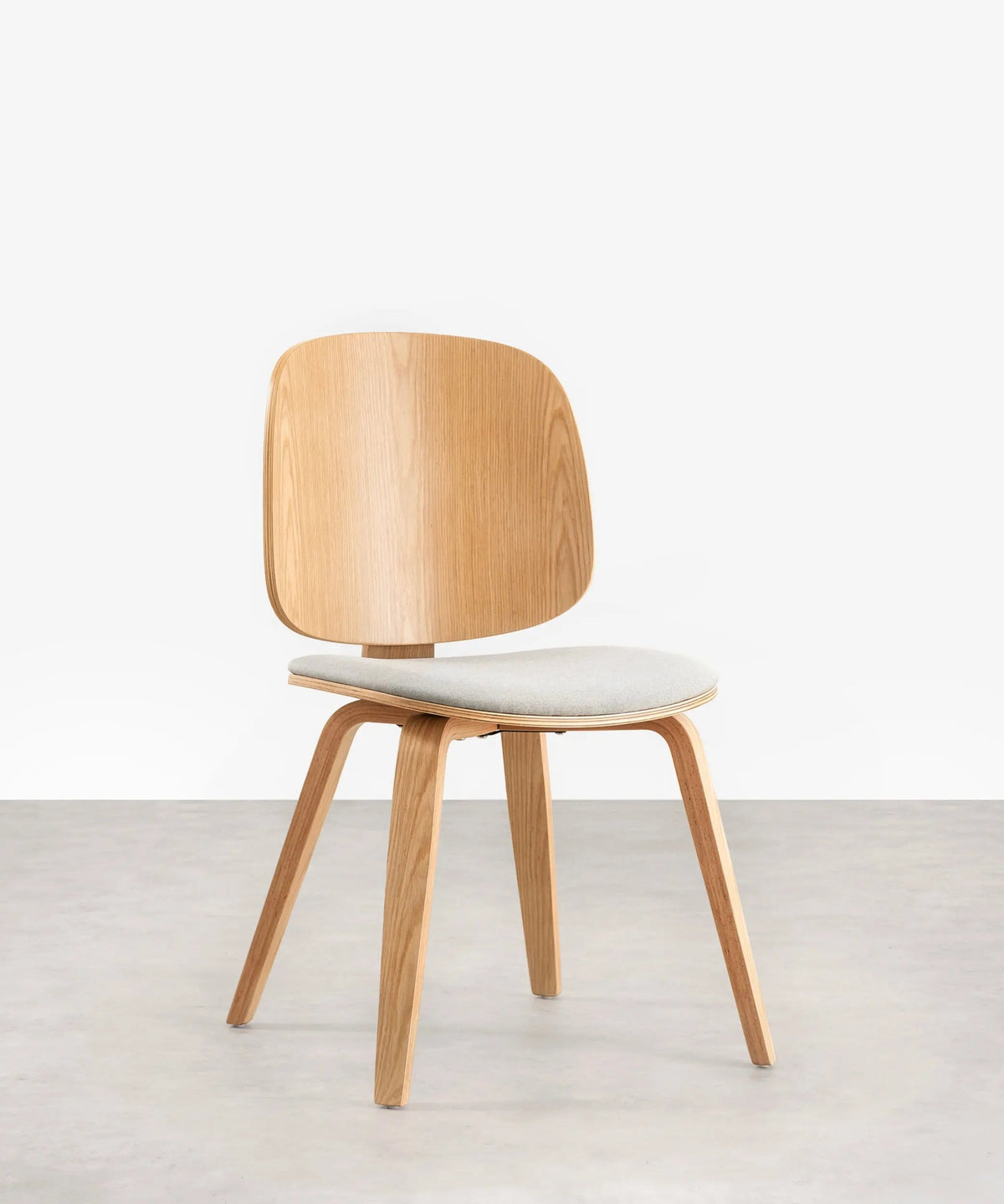 Chaise de salle à manger en bois et similicuir Anouk