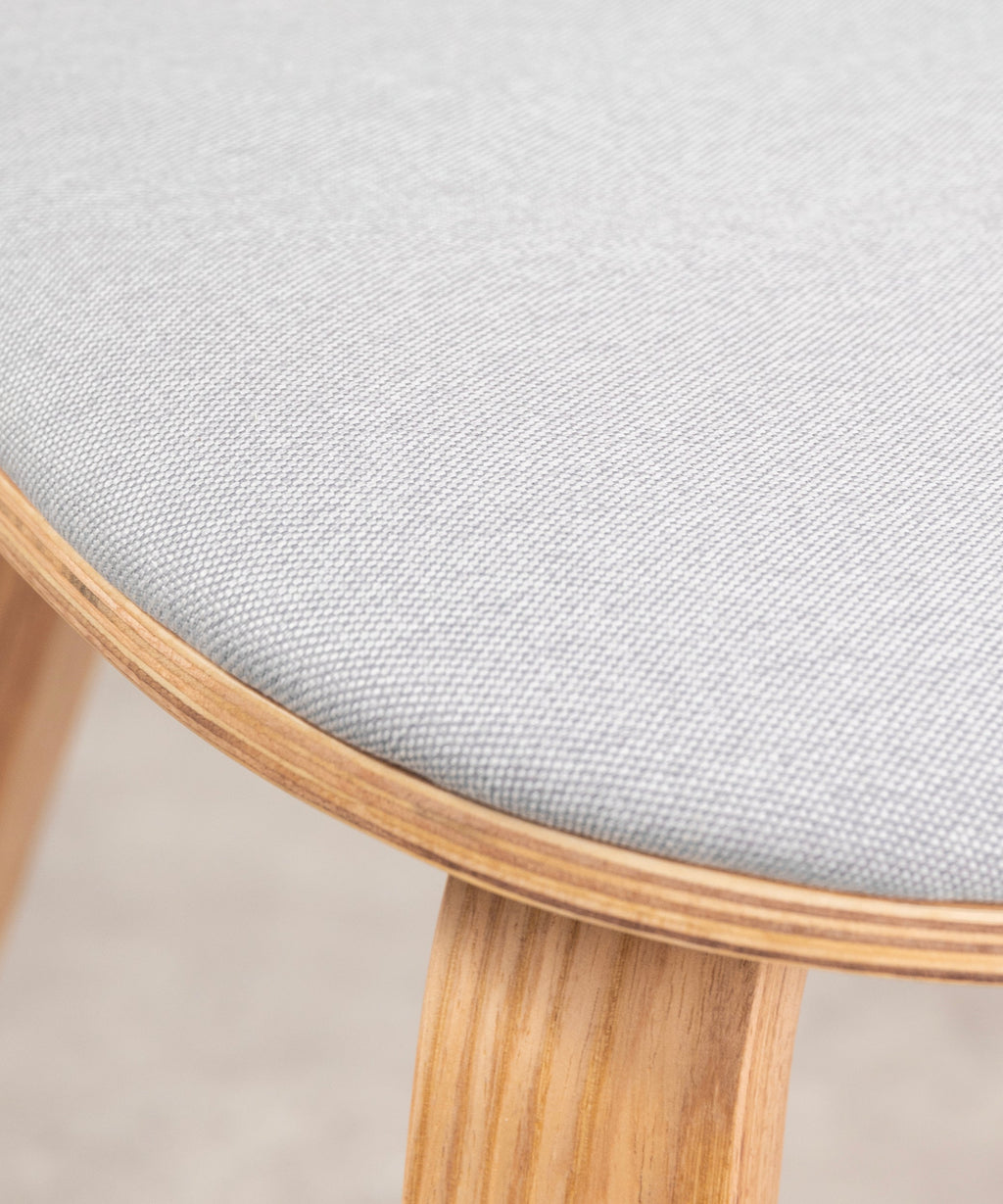 Chaise de salle à manger en bois et similicuir Anouk