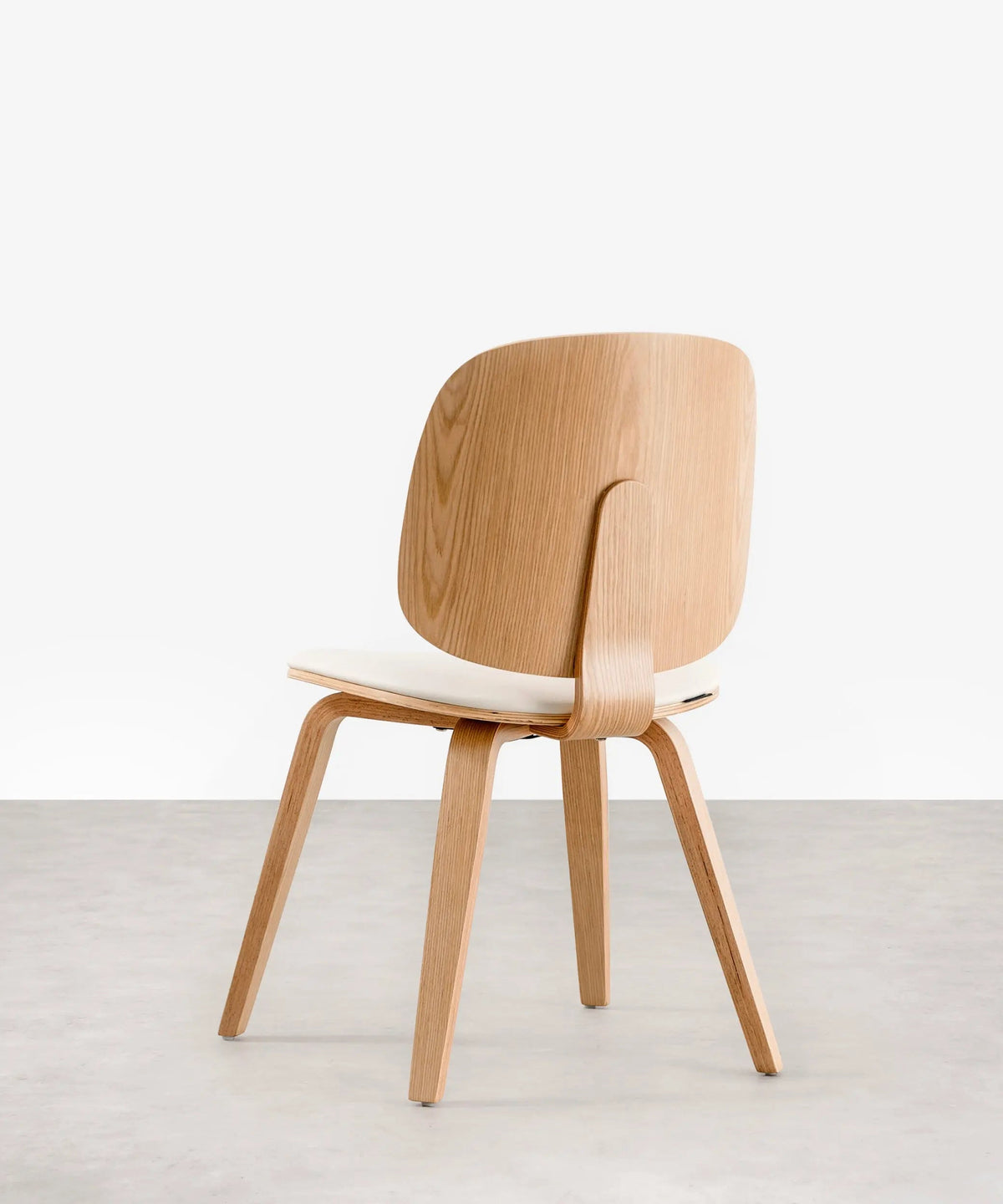 Chaise de salle à manger en bois et similicuir Anouk