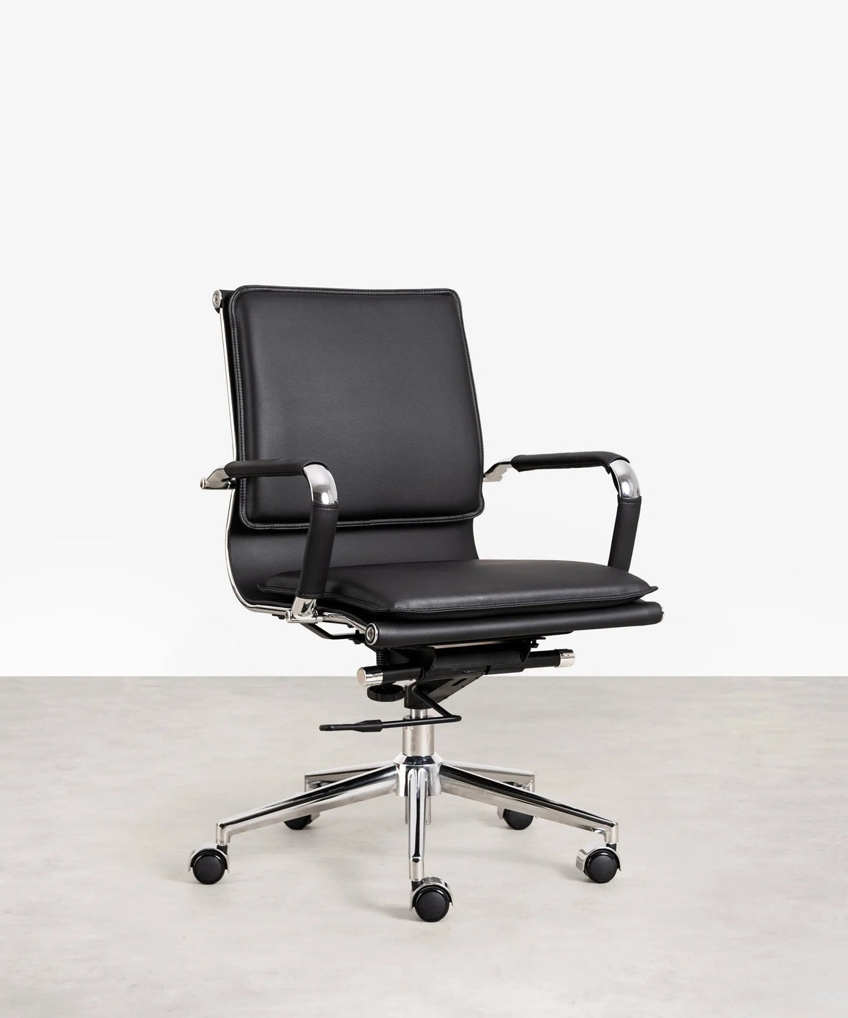 Chaise de Bureau en Similicuir Low Back Dallas