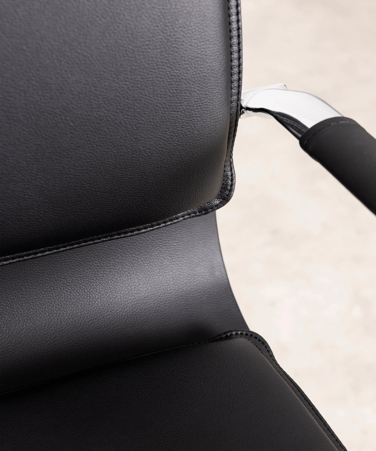 Chaise de Bureau en Similicuir Low Back Dallas