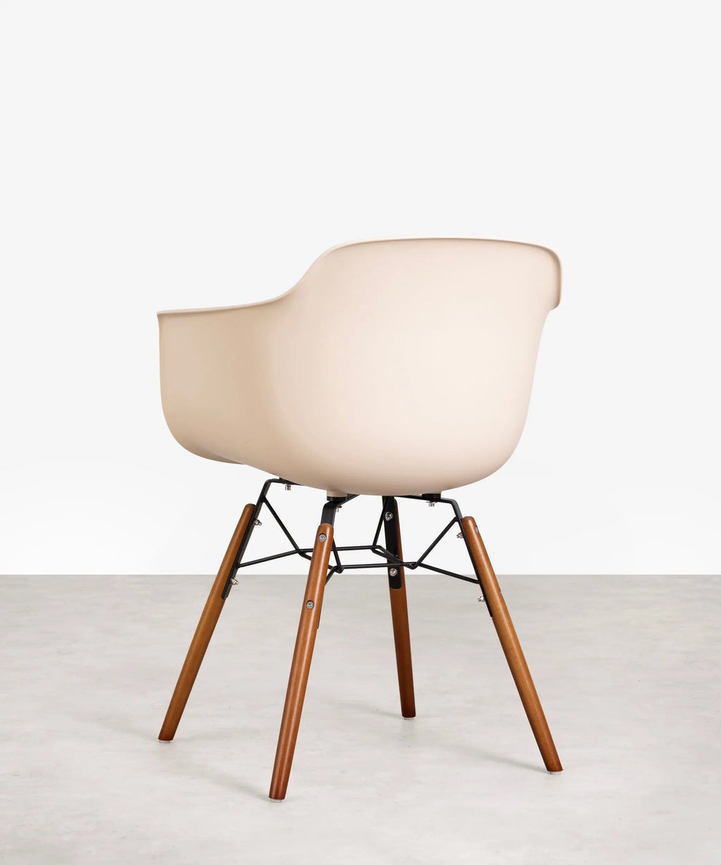 Chaise en Polypropylène et Bois avec Accoudoirs Elon Arms