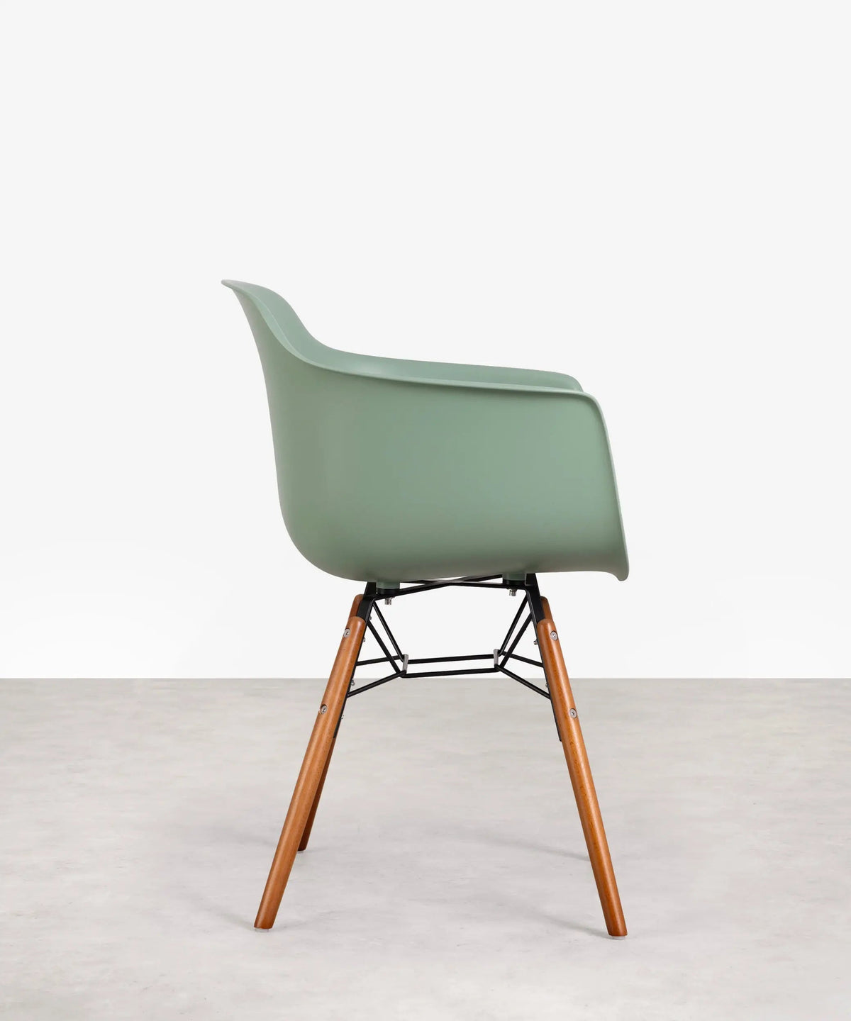 Chaise en Polypropylène et Bois avec Accoudoirs Elon Arms