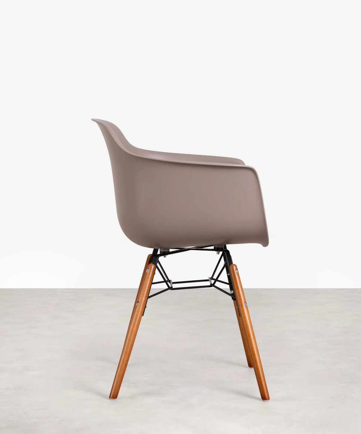Chaise en Polypropylène et Bois avec Accoudoirs Elon Arms
