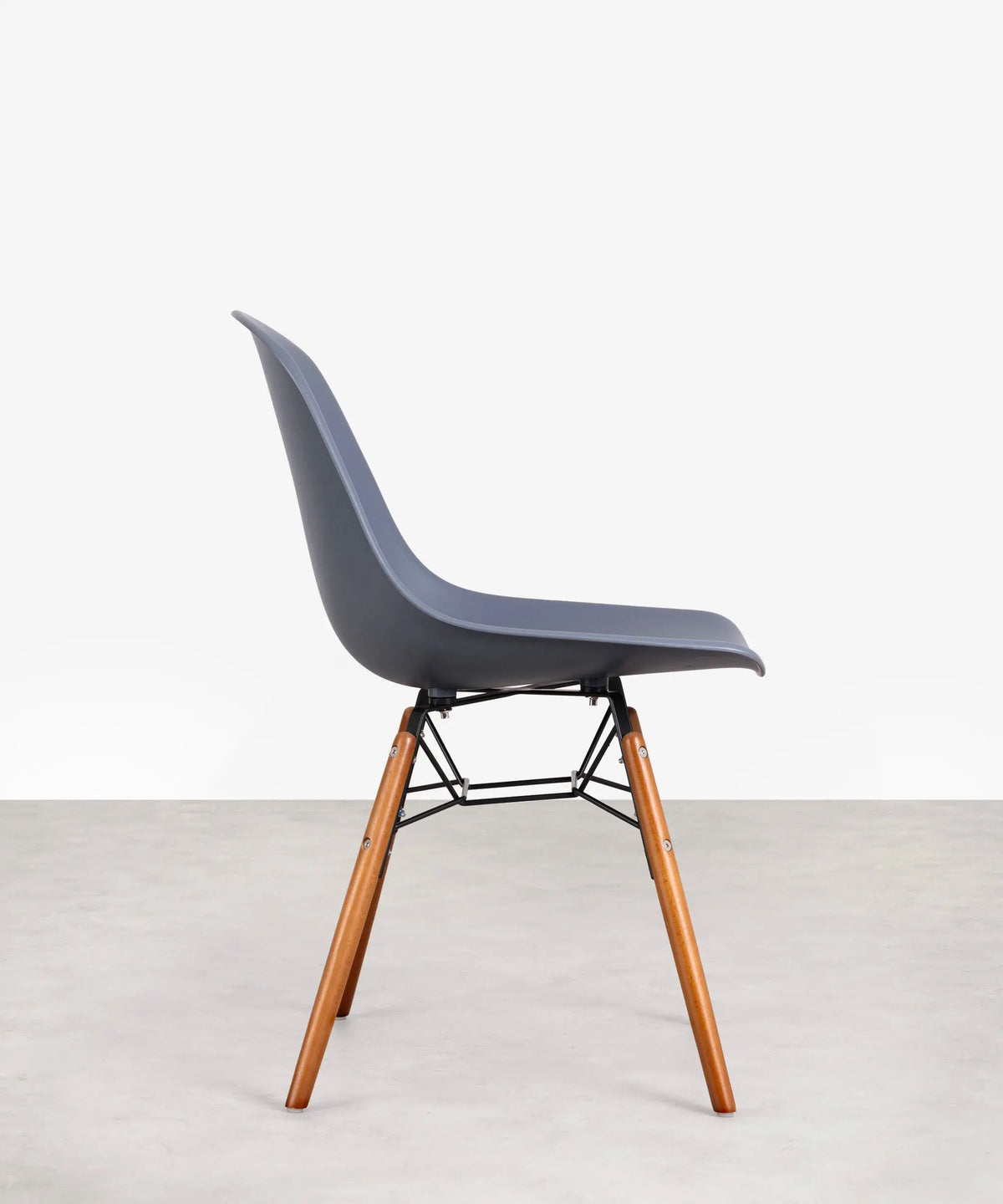 Chaise de salle à manger en polypropylène et bois Elon