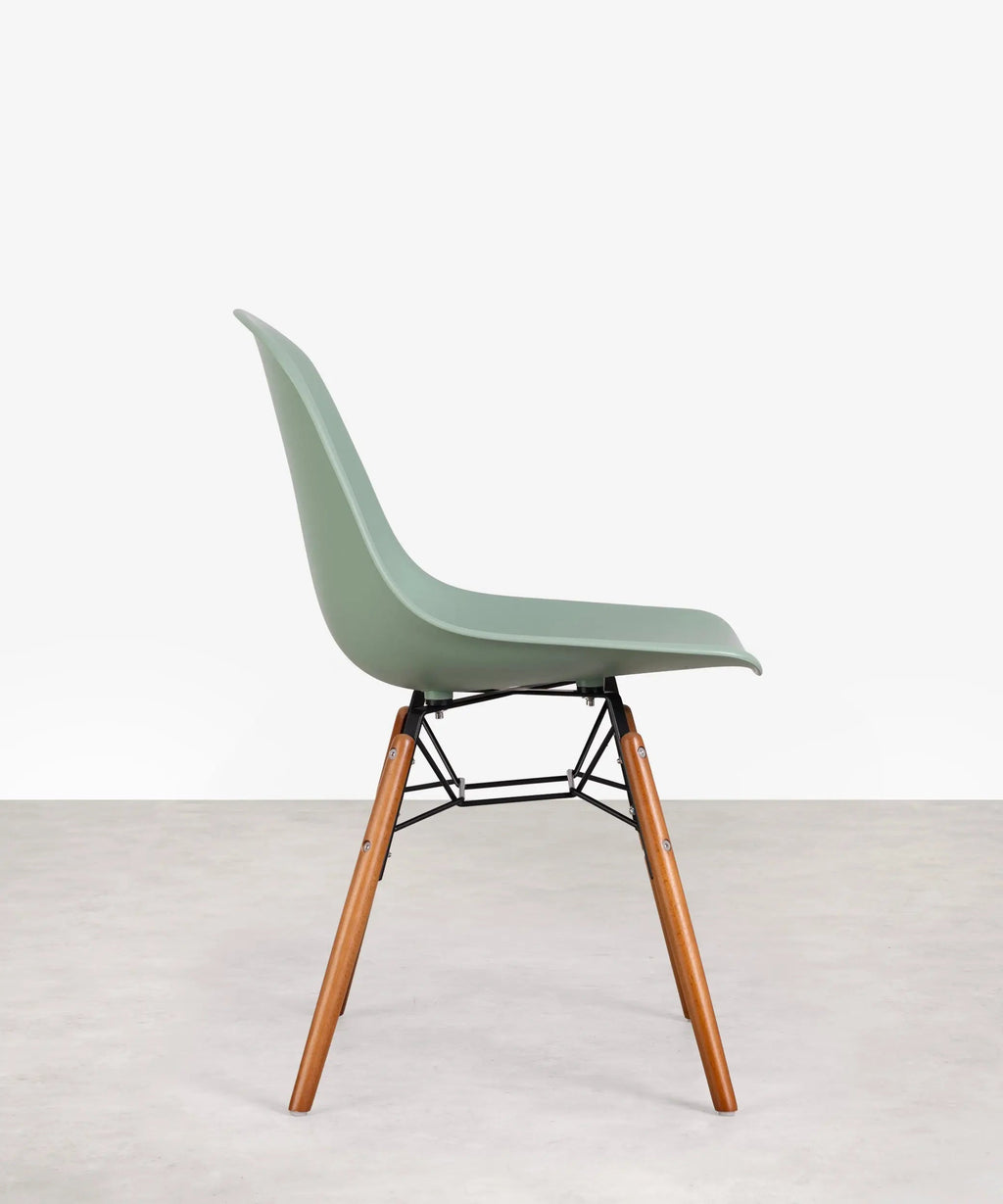 Chaise de salle à manger en polypropylène et bois Elon