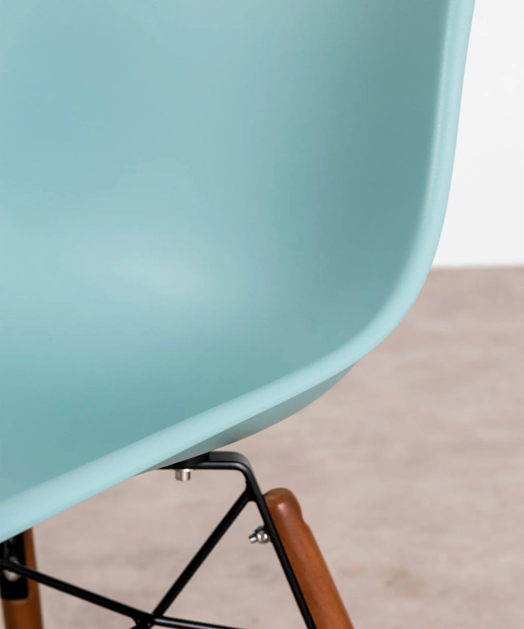 Chaise de salle à manger en polypropylène et bois Elon - Special Edition