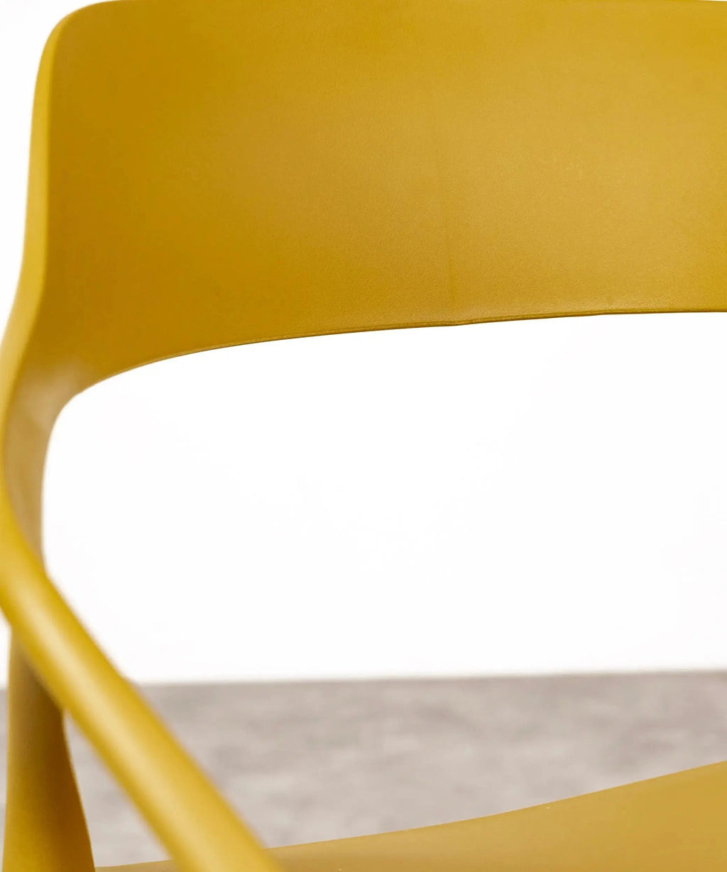 Chaise en polypropylène avec accoudoirs Grace