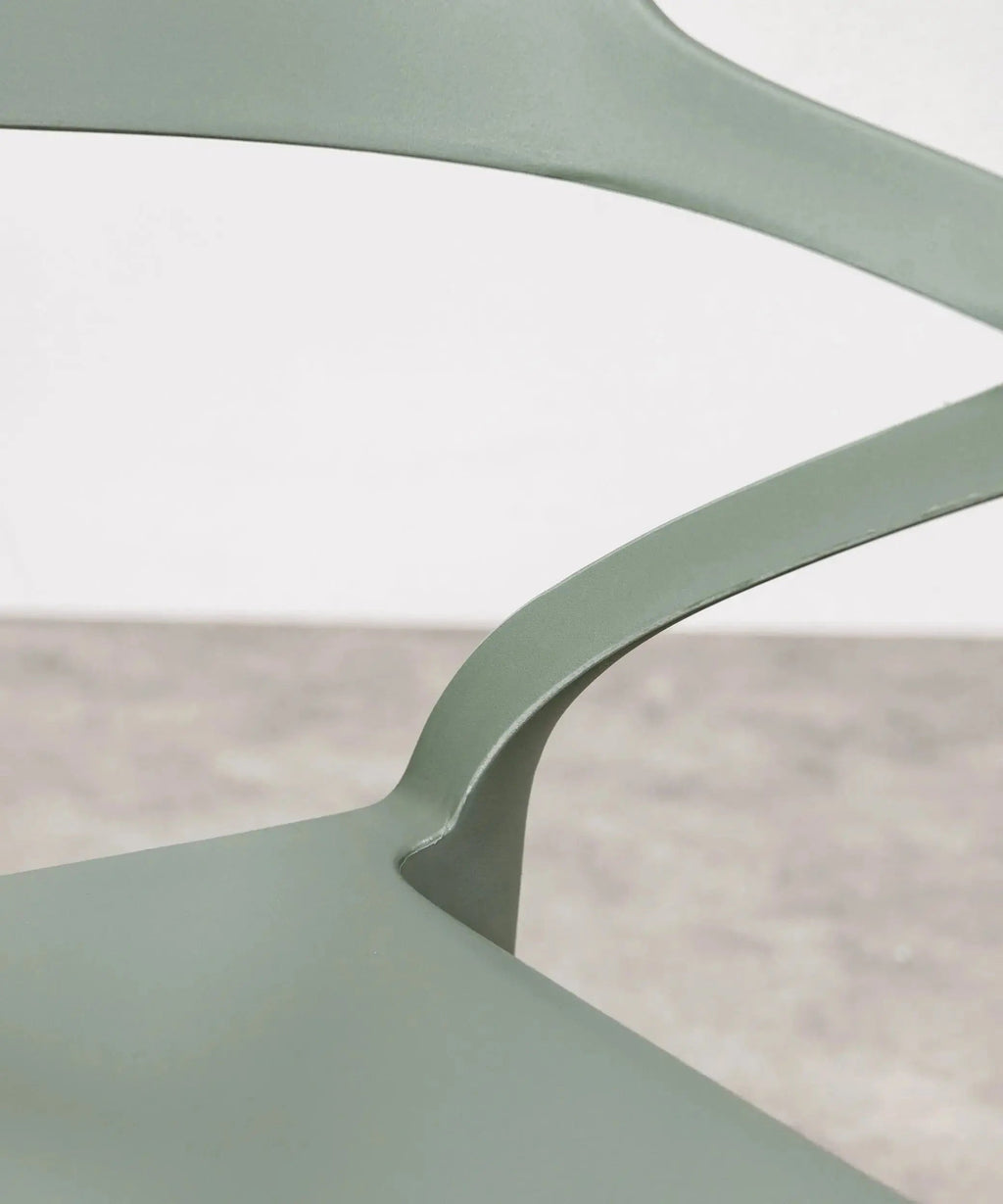 Chaise en polypropylène avec accoudoirs Grace