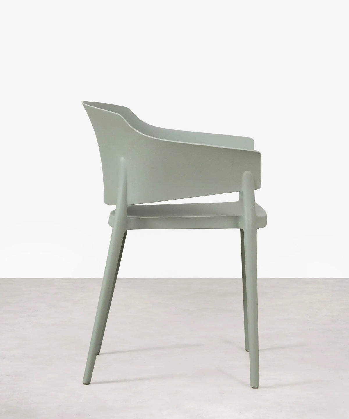 Chaise empilable en polypropylène avec accoudoirs Liam
