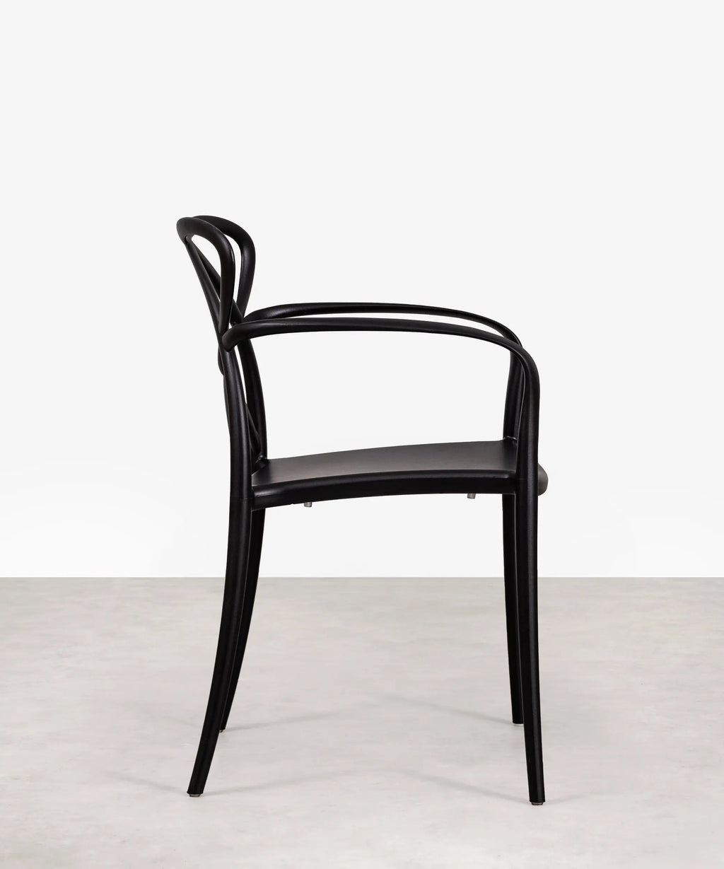 Chaise en polypropylène avec accoudoirs Maestro Arms