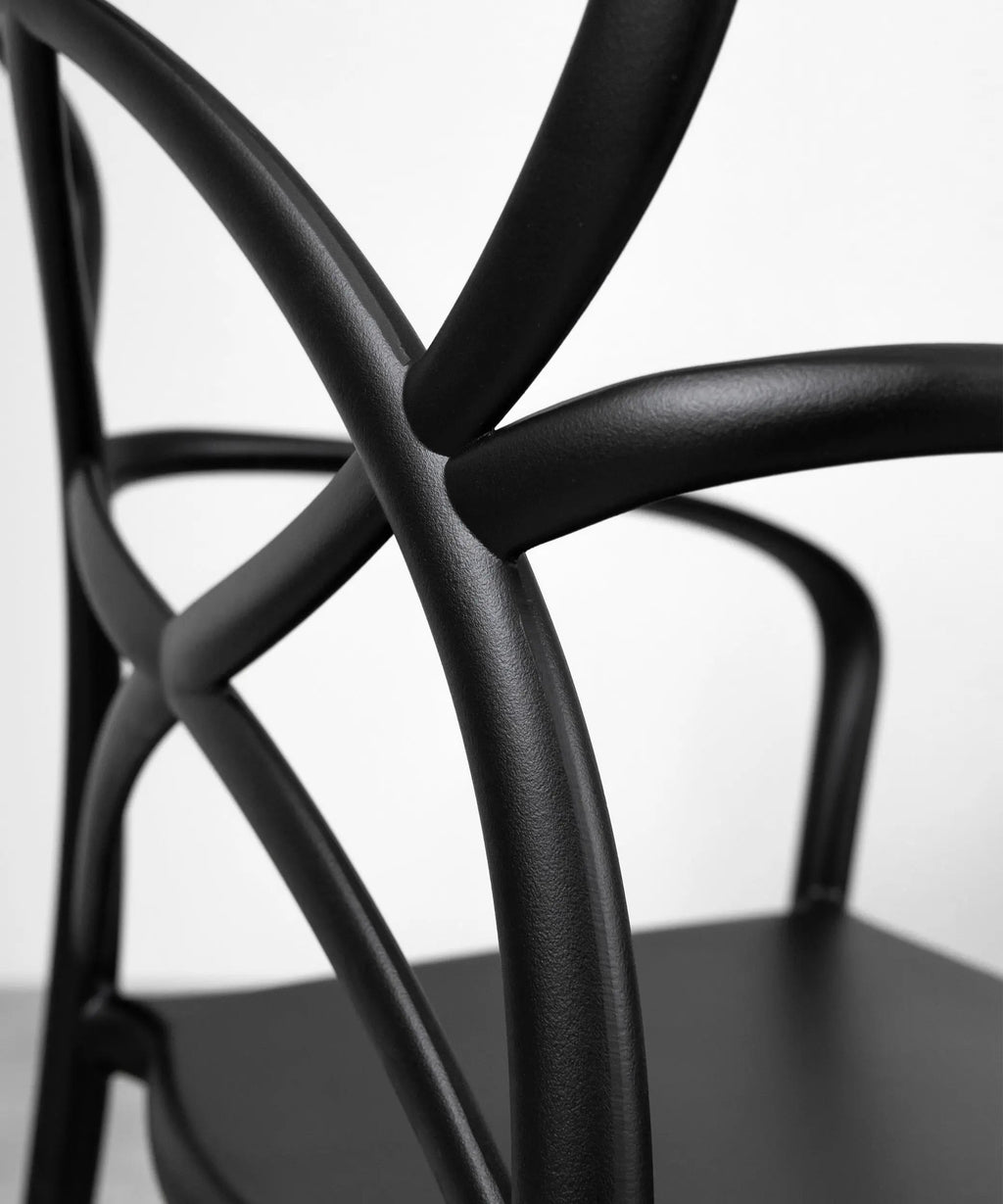Chaise en polypropylène avec accoudoirs Maestro Arms
