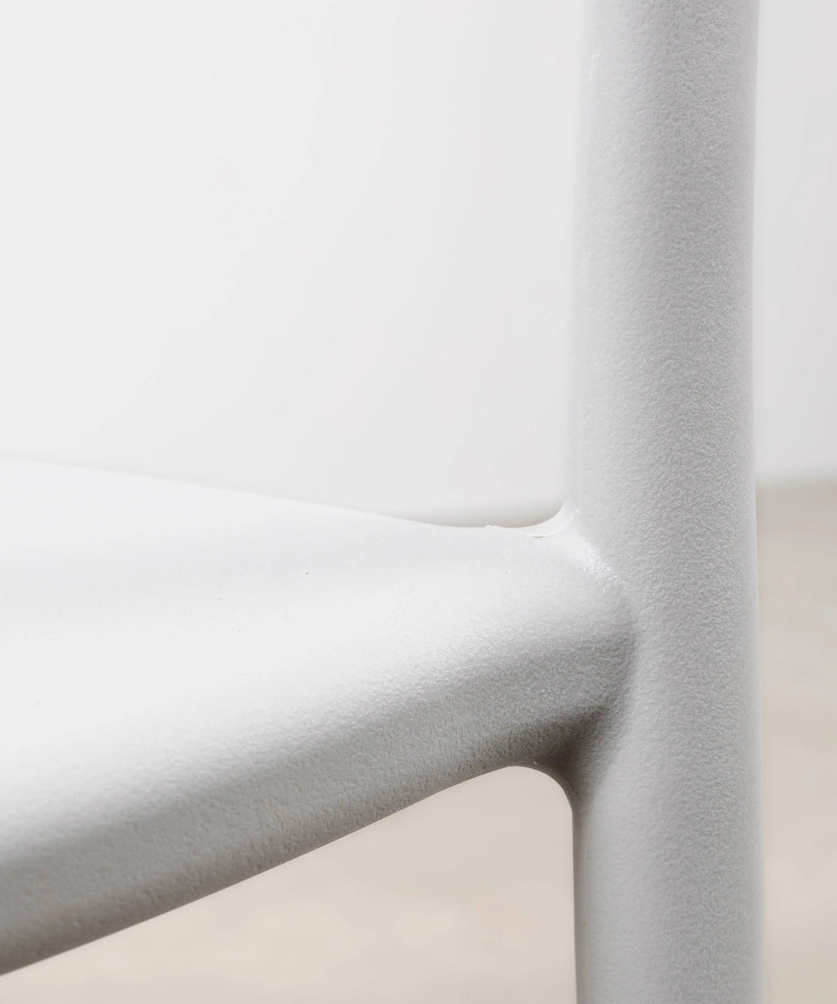 Chaise en polypropylène avec accoudoirs Maestro Arms