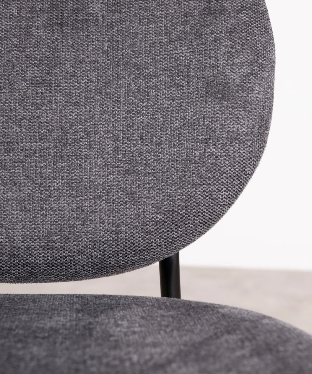 Chaise de salle à manger en tissu et métal Maruchi