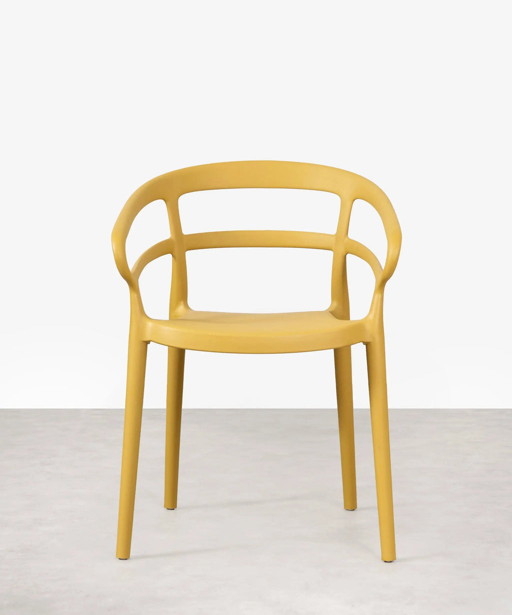 Chaise empilable en polypropylène avec accoudoirs Nil
