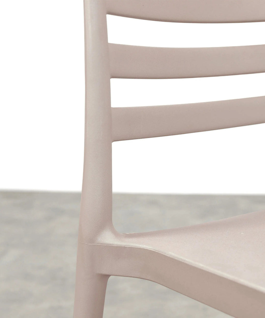 Chaise de salle à manger en polypropylène Nina