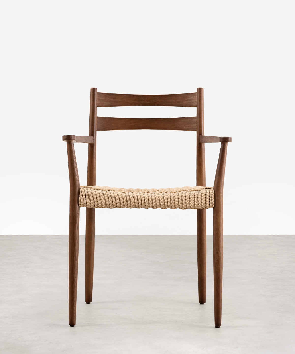 Chaise de salle à manger en bois et corde tressée Nona Arms
