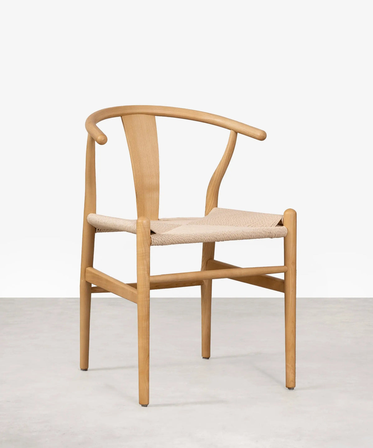 Chaise de salle à manger en bois et corde tressée Nordeco