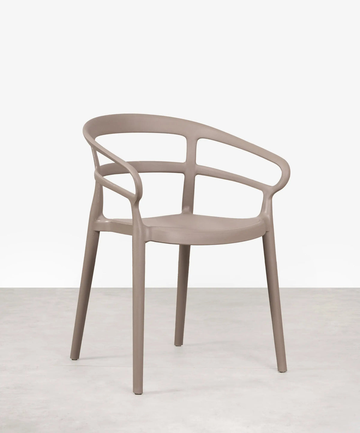 Chaise empilable en polypropylène avec accoudoirs Nil