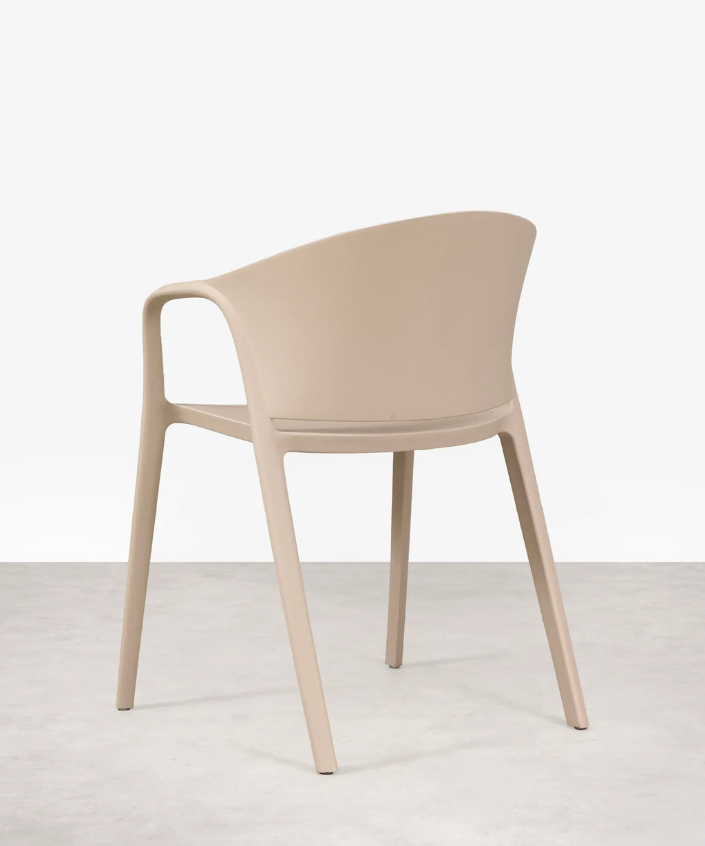 Chaise en polypropylène avec accoudoirs Pippa