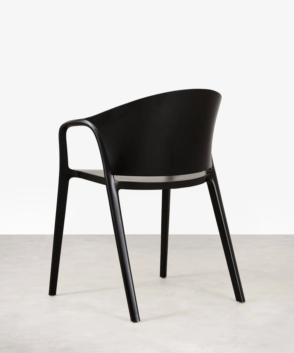Chaise en polypropylène avec accoudoirs Pippa