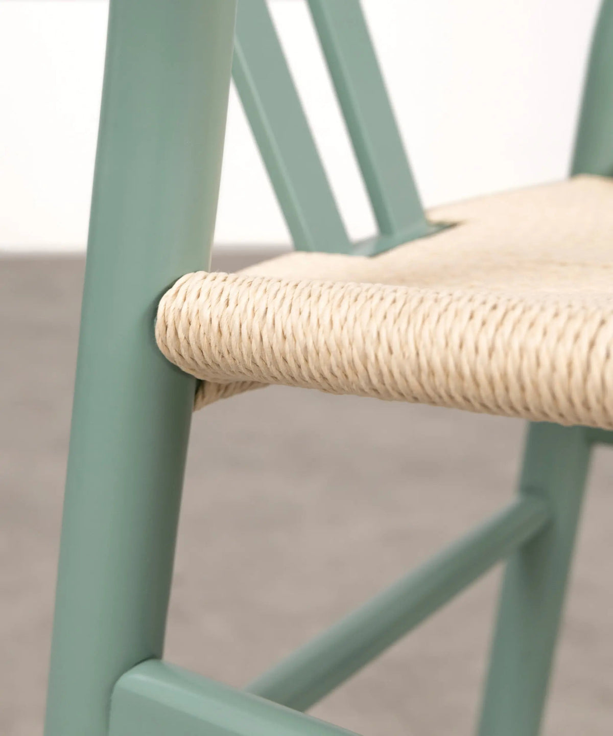 Chaise de salle à manger en bois et corde tressée Retro