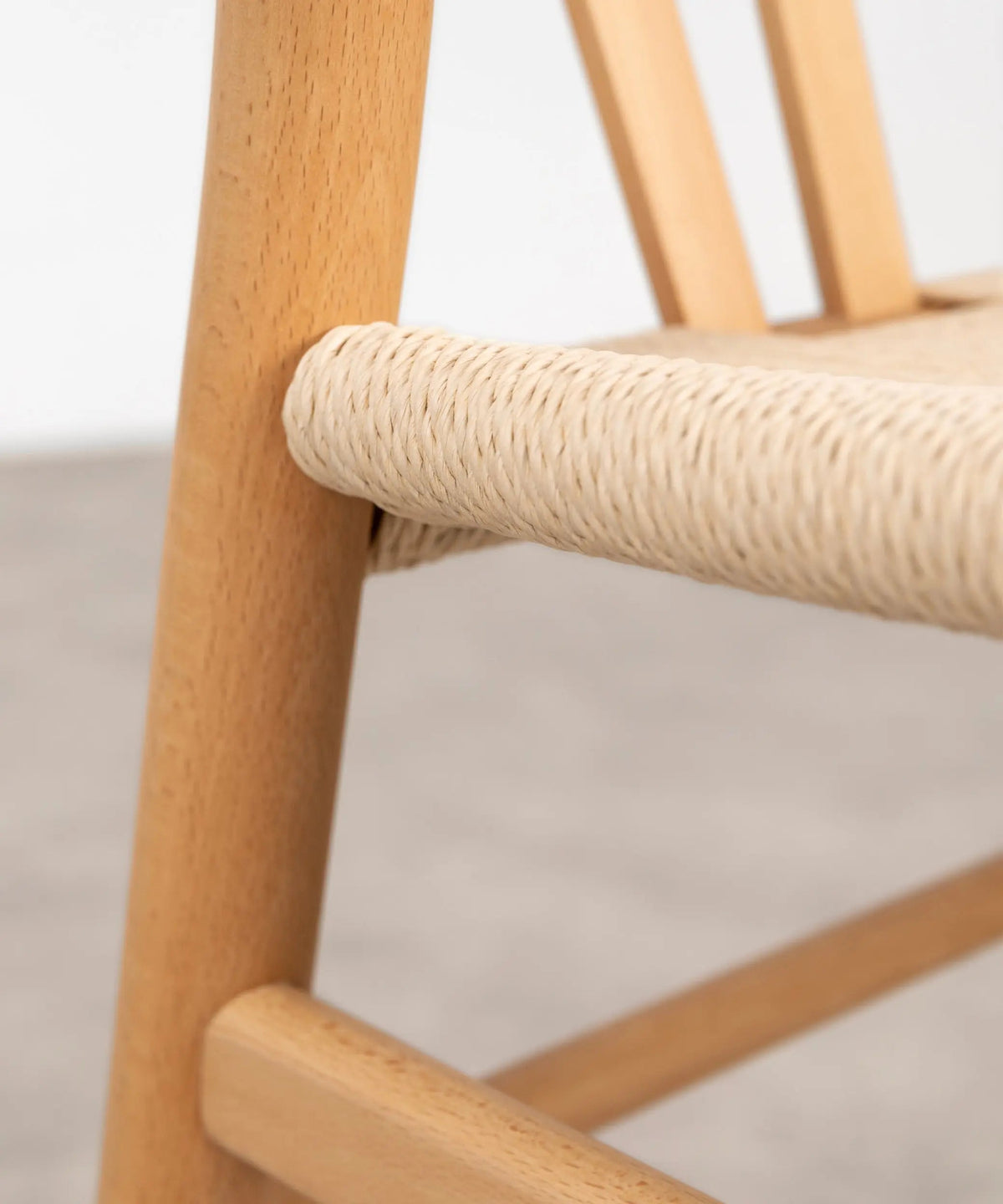 Chaise de salle à manger en bois et corde tressée Retro