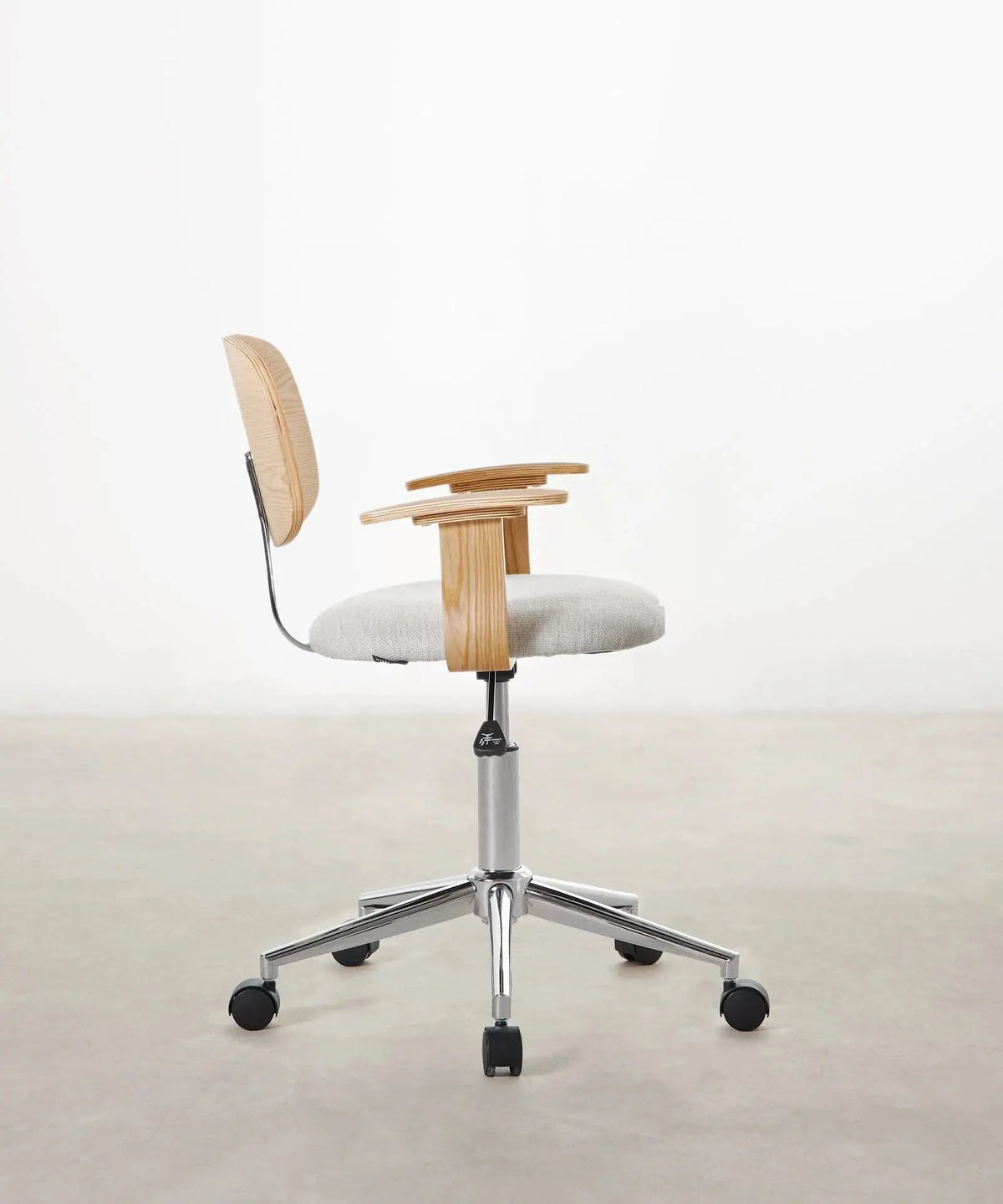 Chaise de bureau réglable en bois rembourrée Morgan