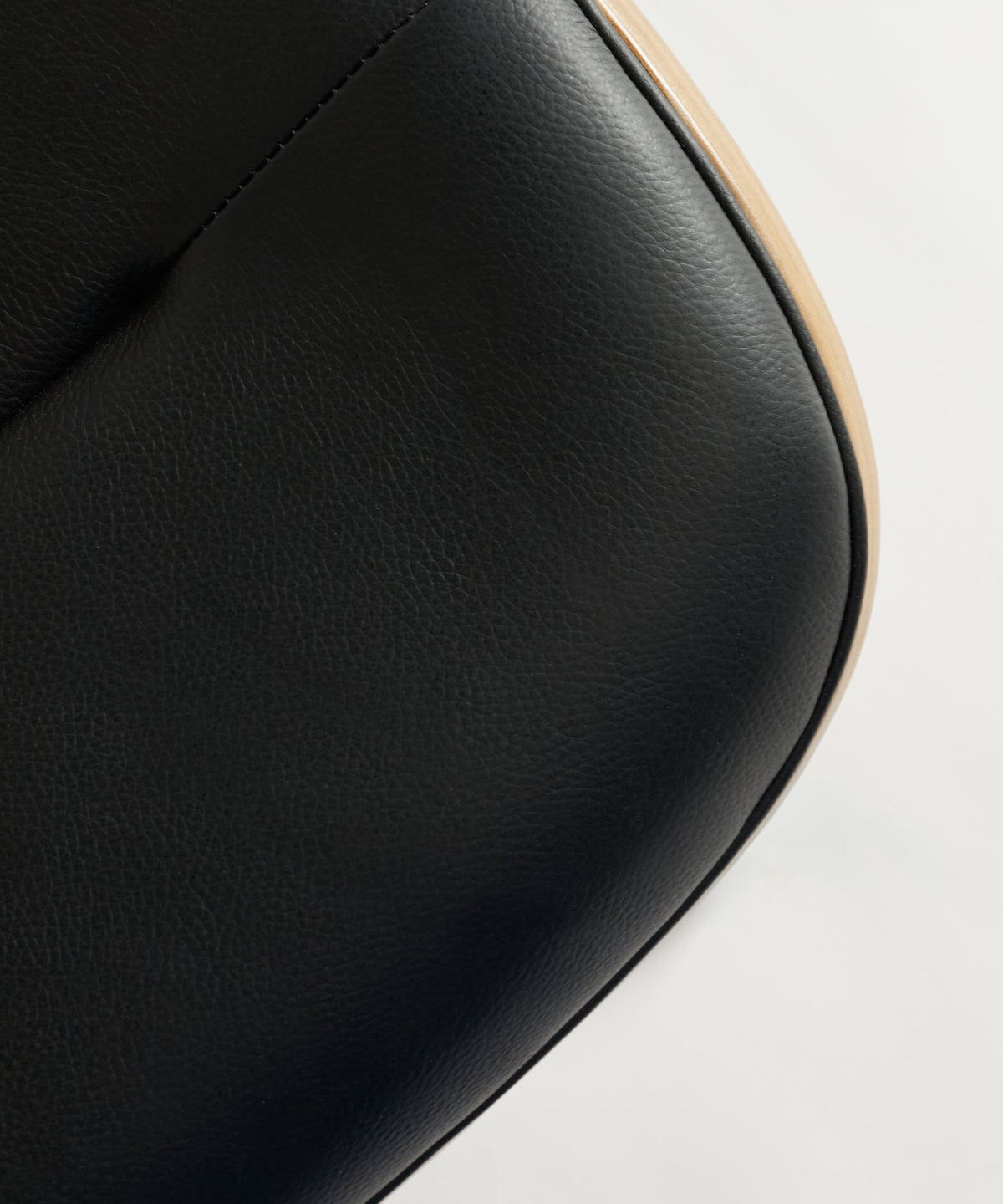 Fauteuil inclinable en bois et rembourré avec repose-pieds Osaka