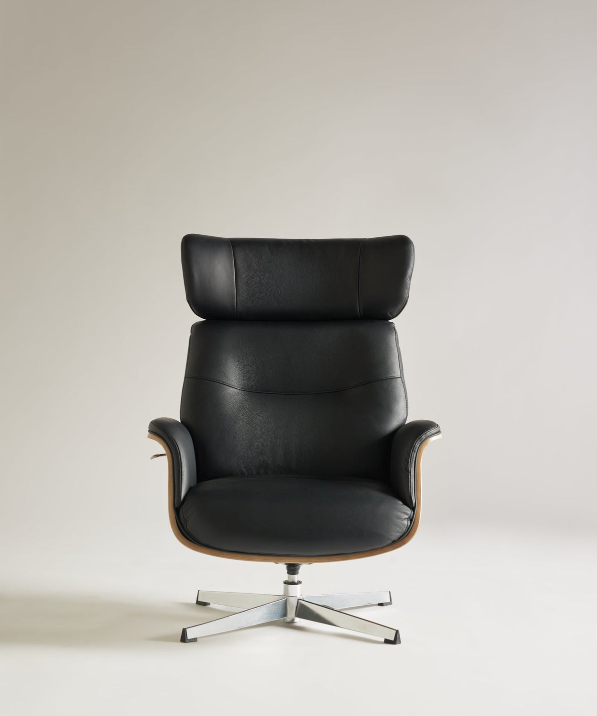 Fauteuil inclinable en bois et rembourré avec repose-pieds Osaka