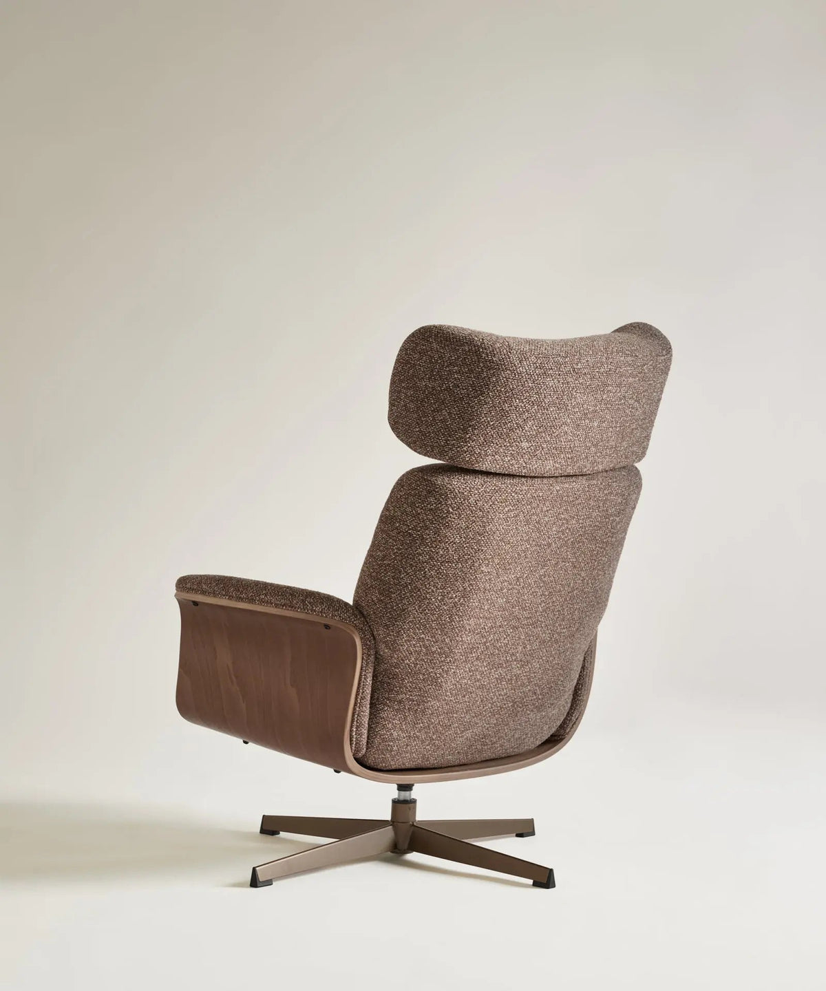 Fauteuil inclinable en bois et rembourré avec repose-pieds Osaka