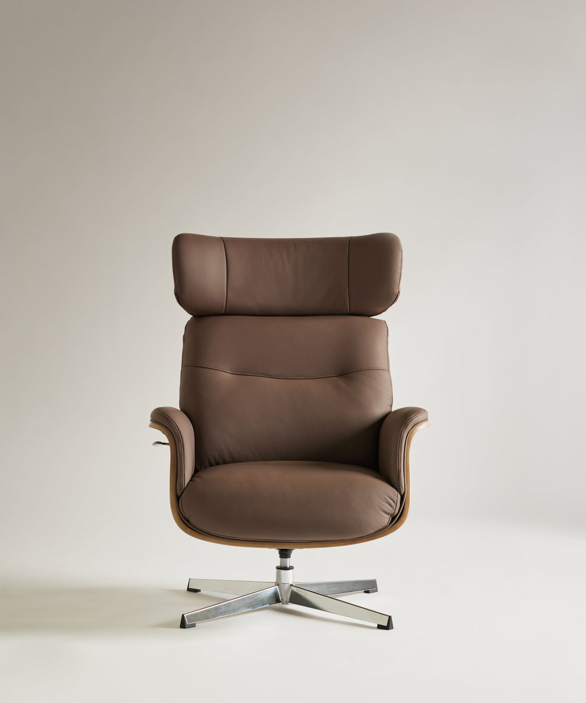 Fauteuil inclinable en bois et rembourré avec repose-pieds Osaka