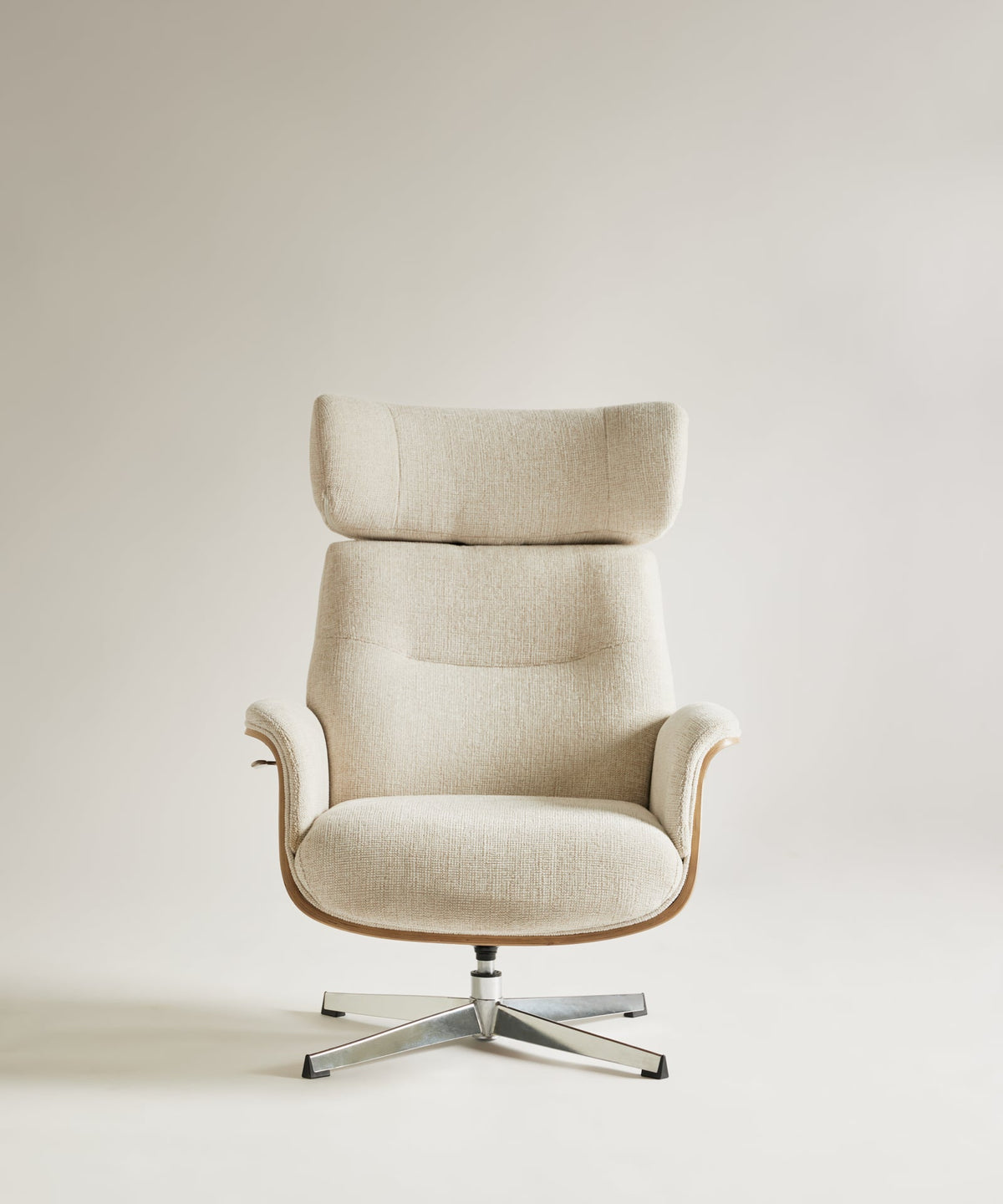 Fauteuil inclinable en bois et rembourré avec repose-pieds Osaka