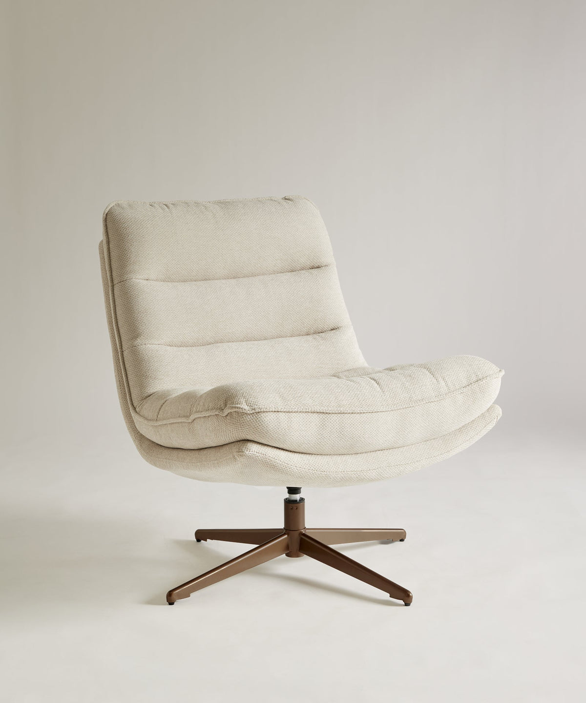 Fauteuil pivotant en tissu Allie
