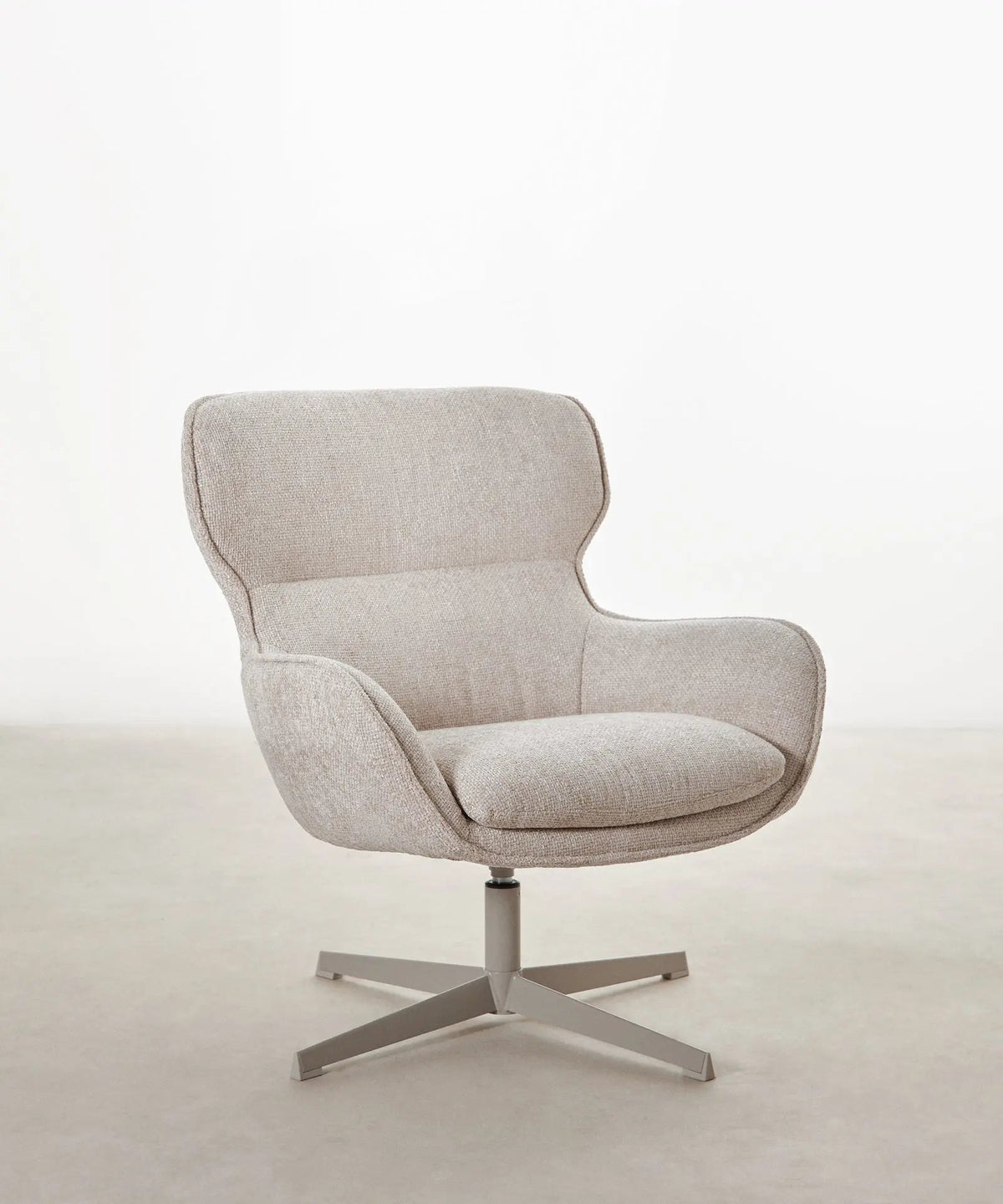 Fauteuil rotatif en tissu doux Norden