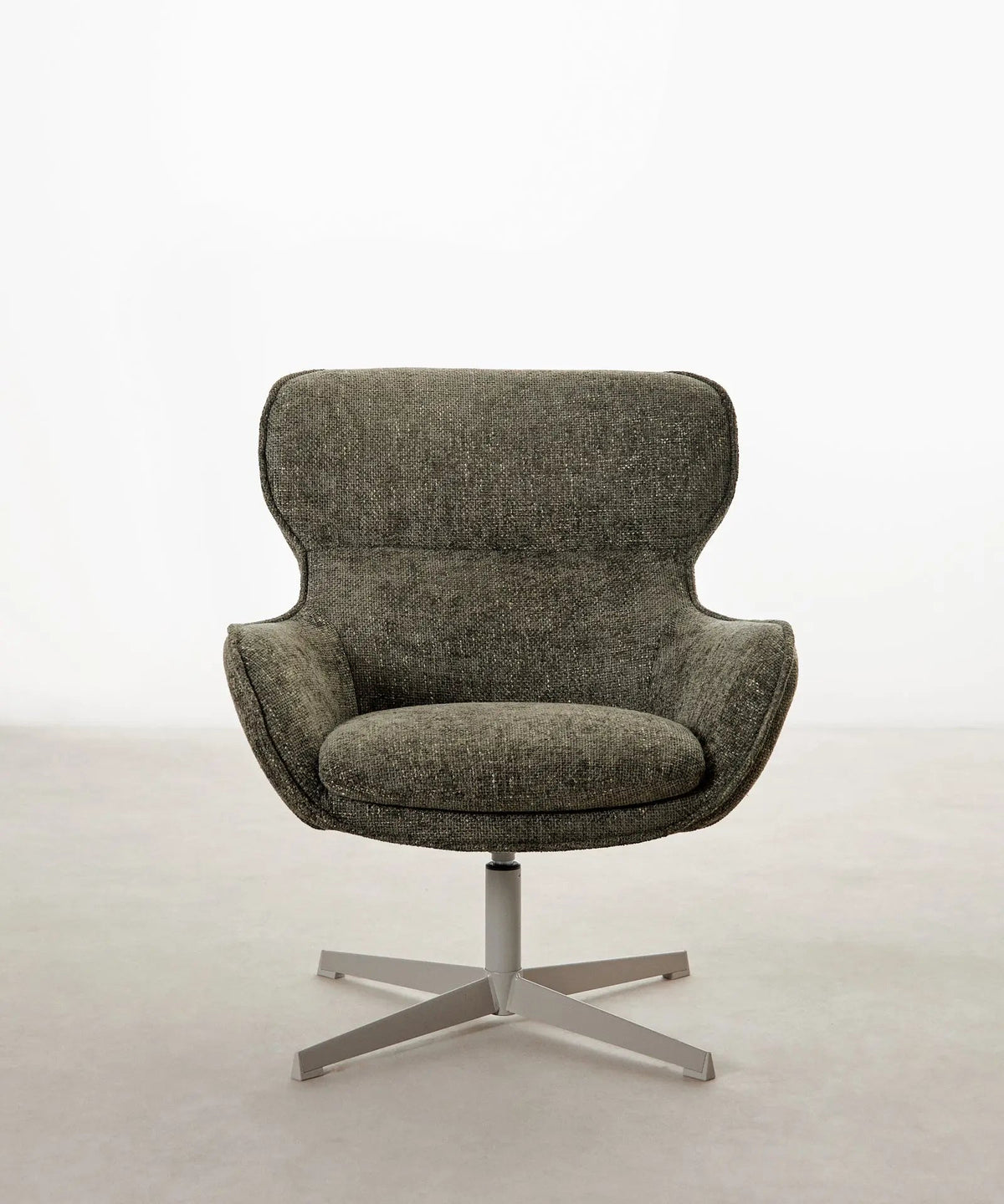 Fauteuil rotatif en tissu doux Norden