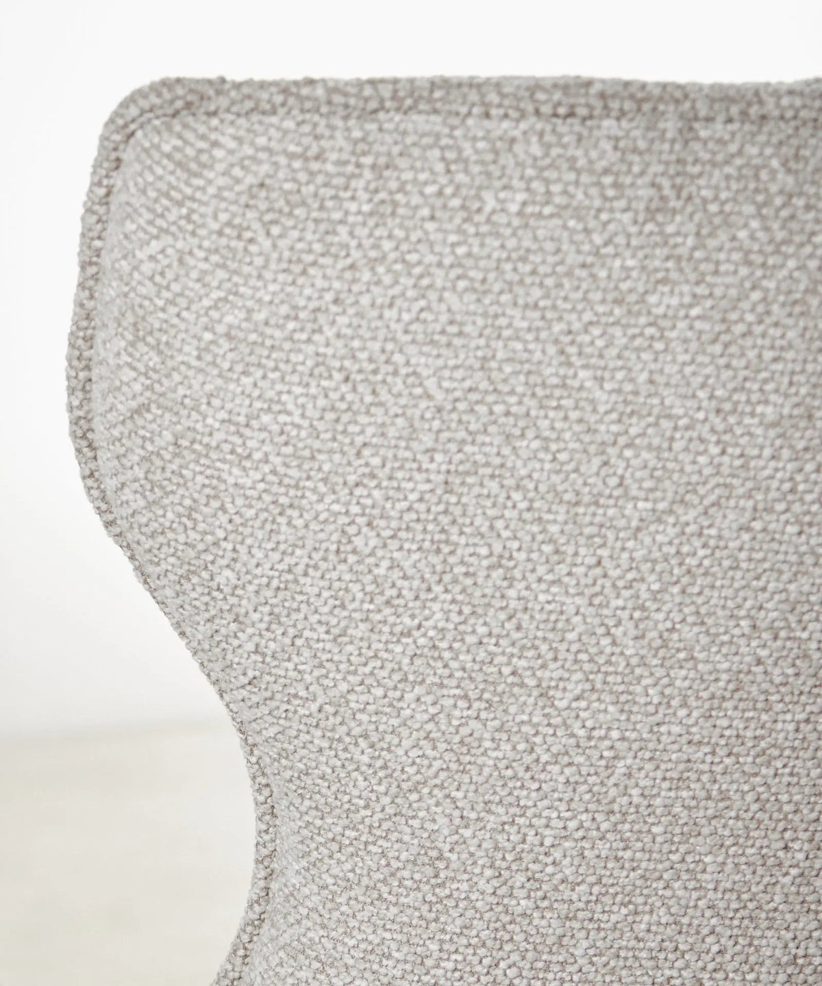 Fauteuil Revêtu de Tissu Bouclé avec Repose-Pieds Elska