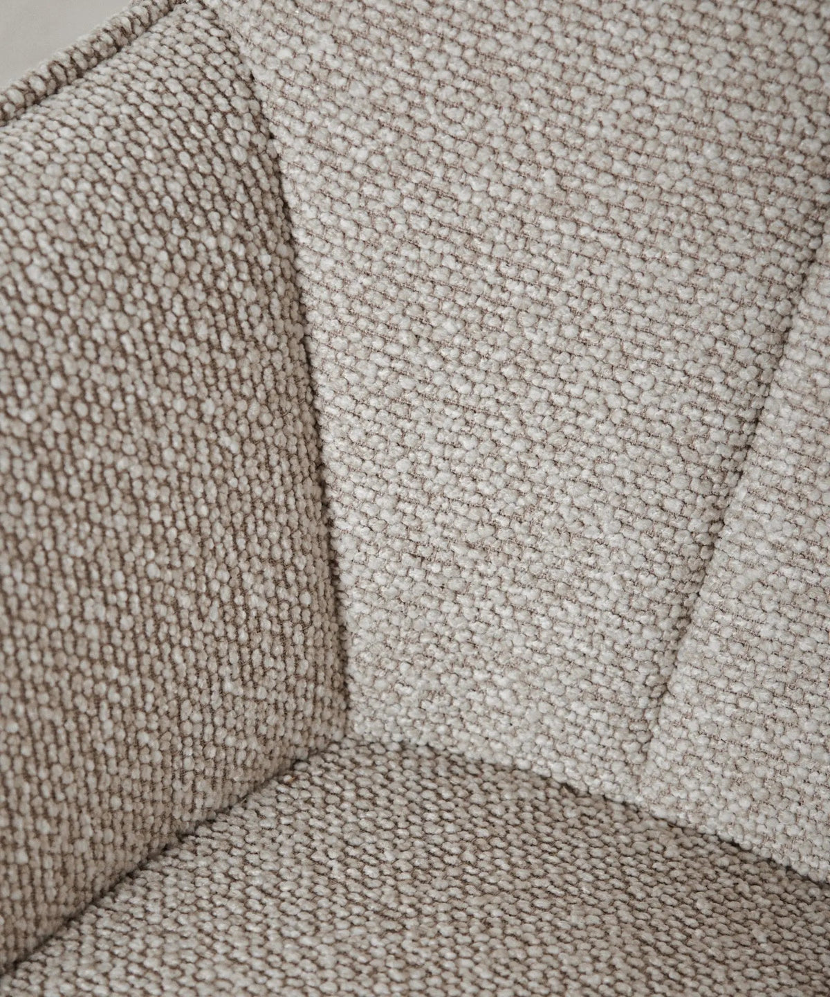 Fauteuil Revêtu de Tissu Bouclé avec Repose-Pieds Elska