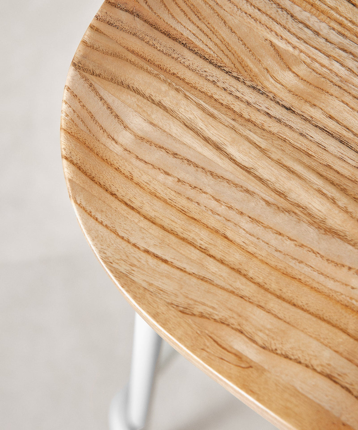 Tabouret haut en acier et bois Kai