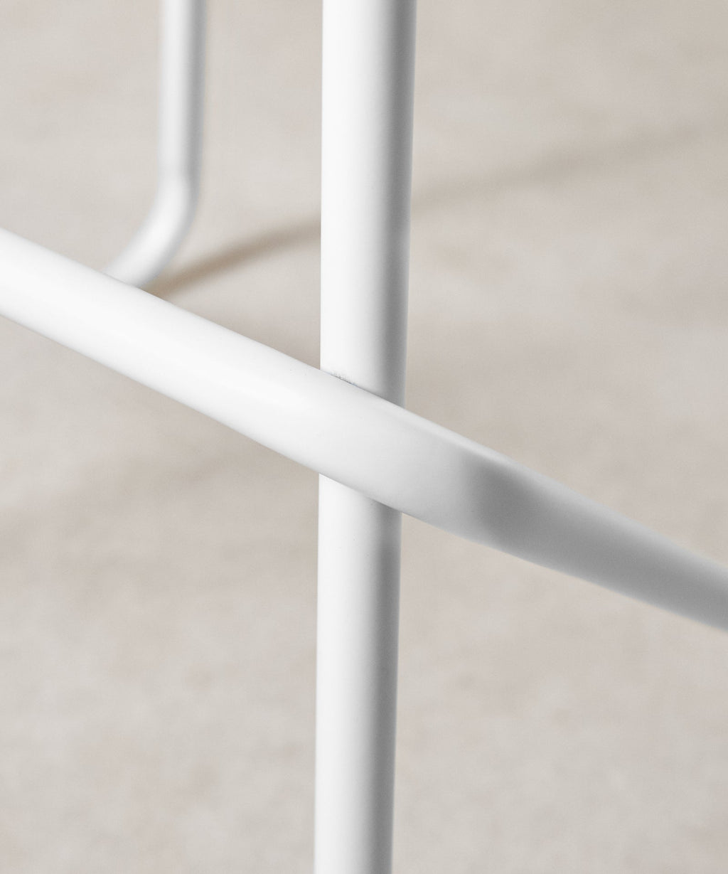 Tabouret haut en acier et bois Kai