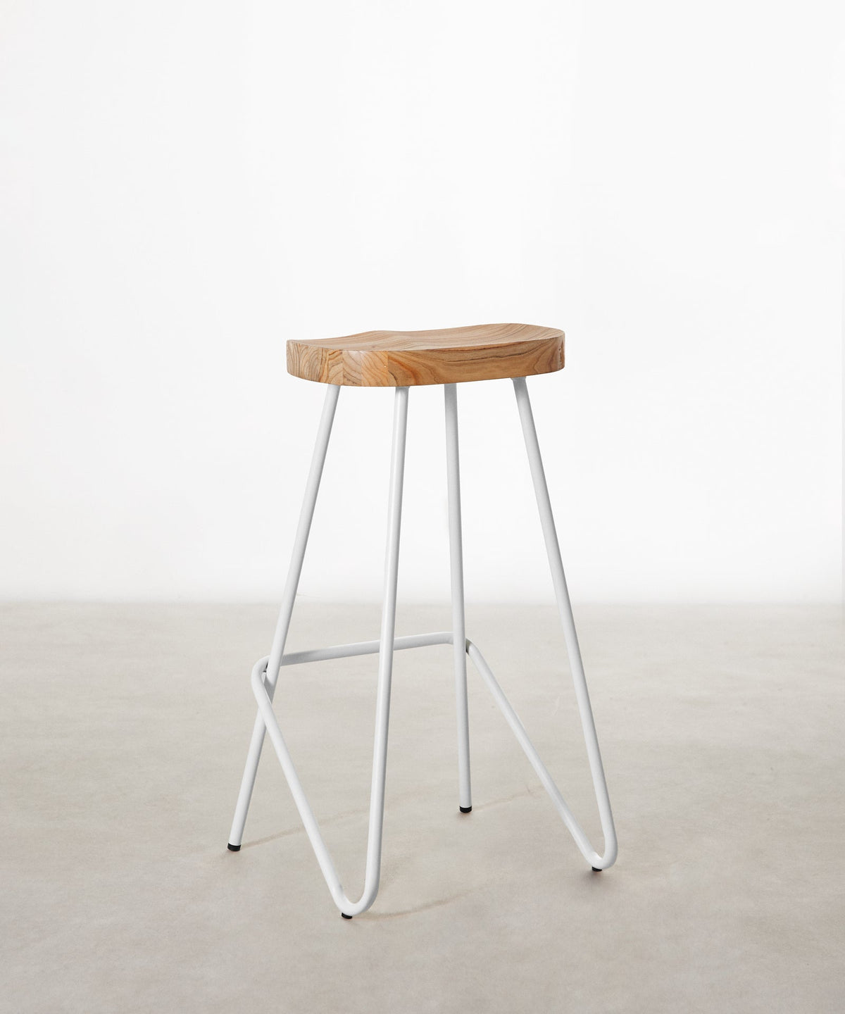 Tabouret haut en acier et bois Kai