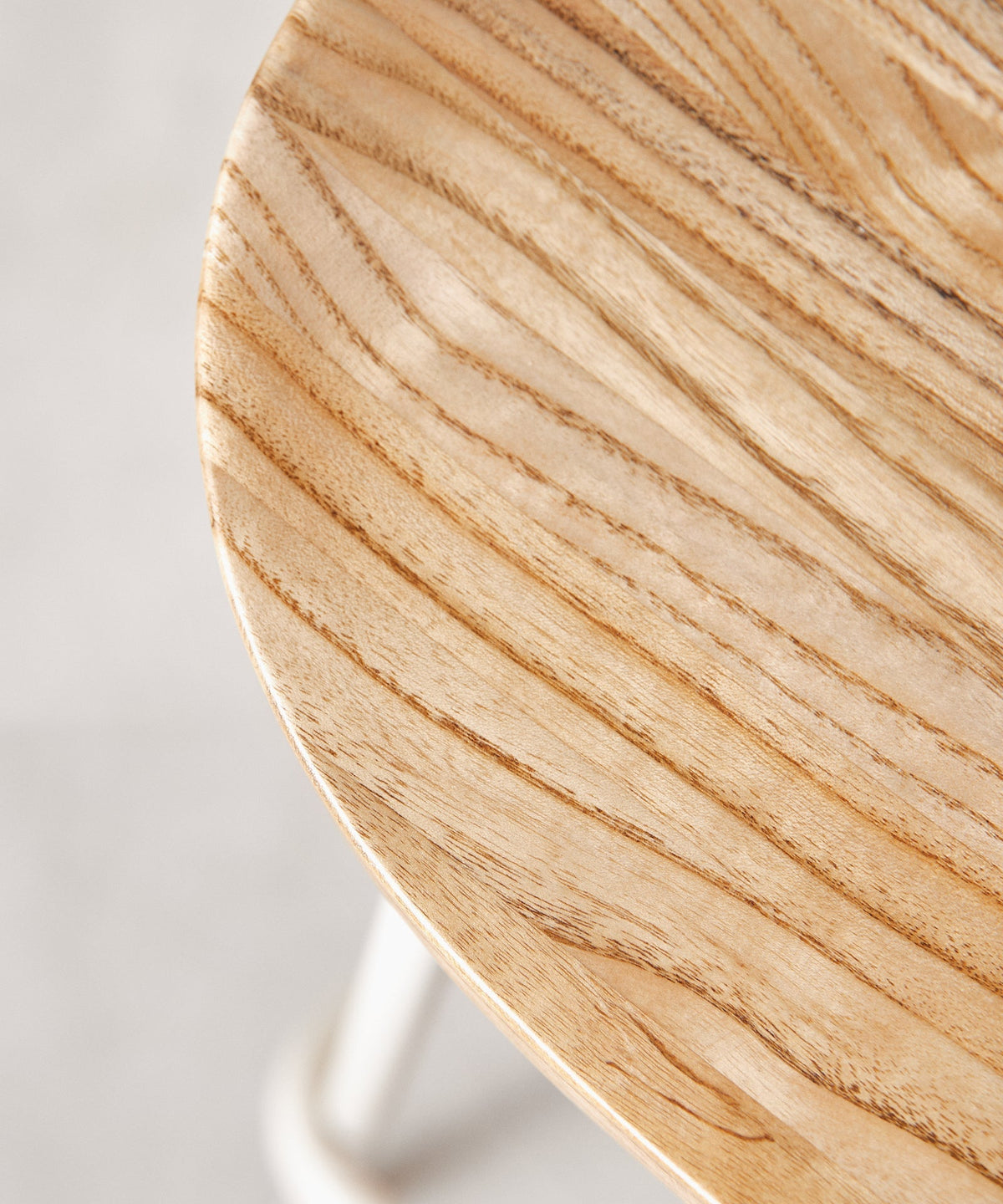 Tabouret haut en acier et bois Kai