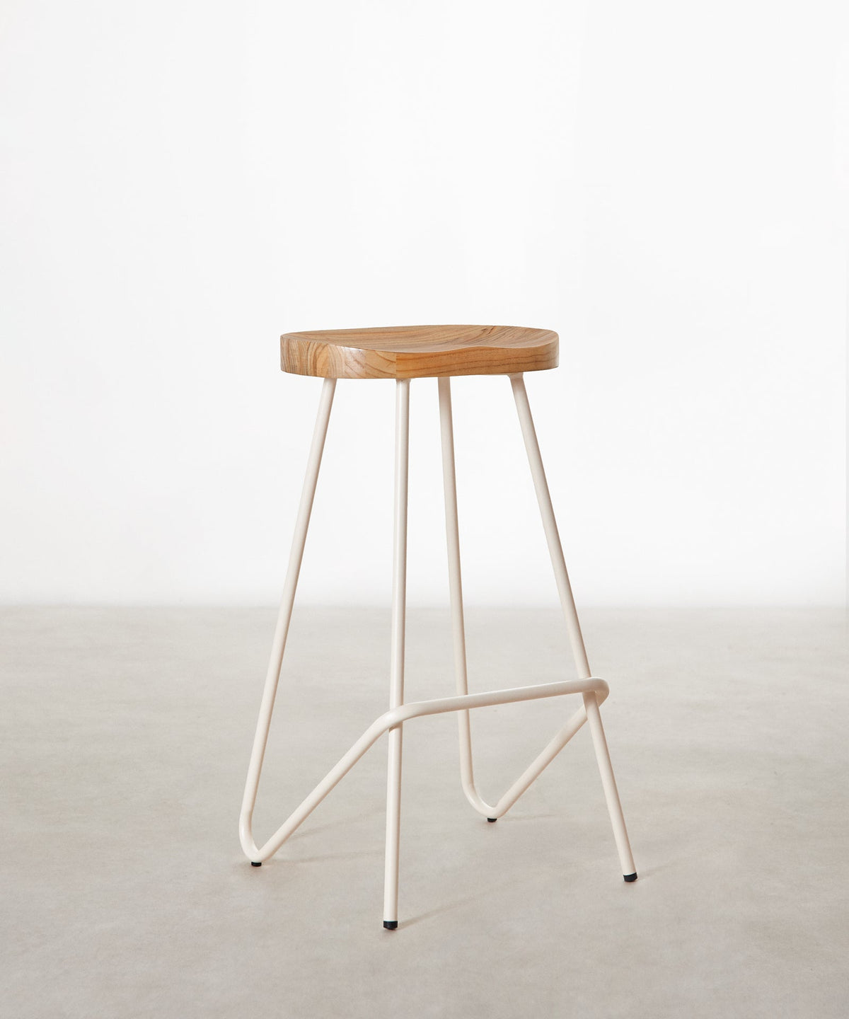 Tabouret haut en acier et bois Kai