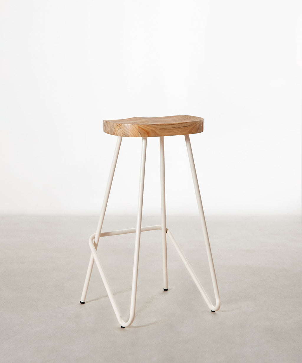 Tabouret haut en acier et bois Kai