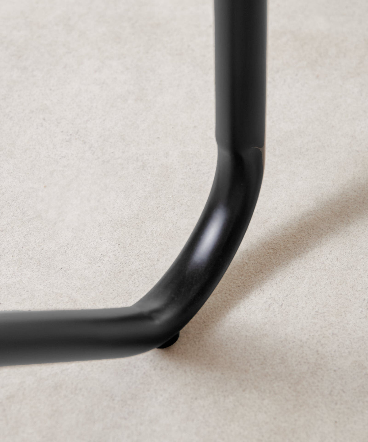 Tabouret haut en acier et bois Kai