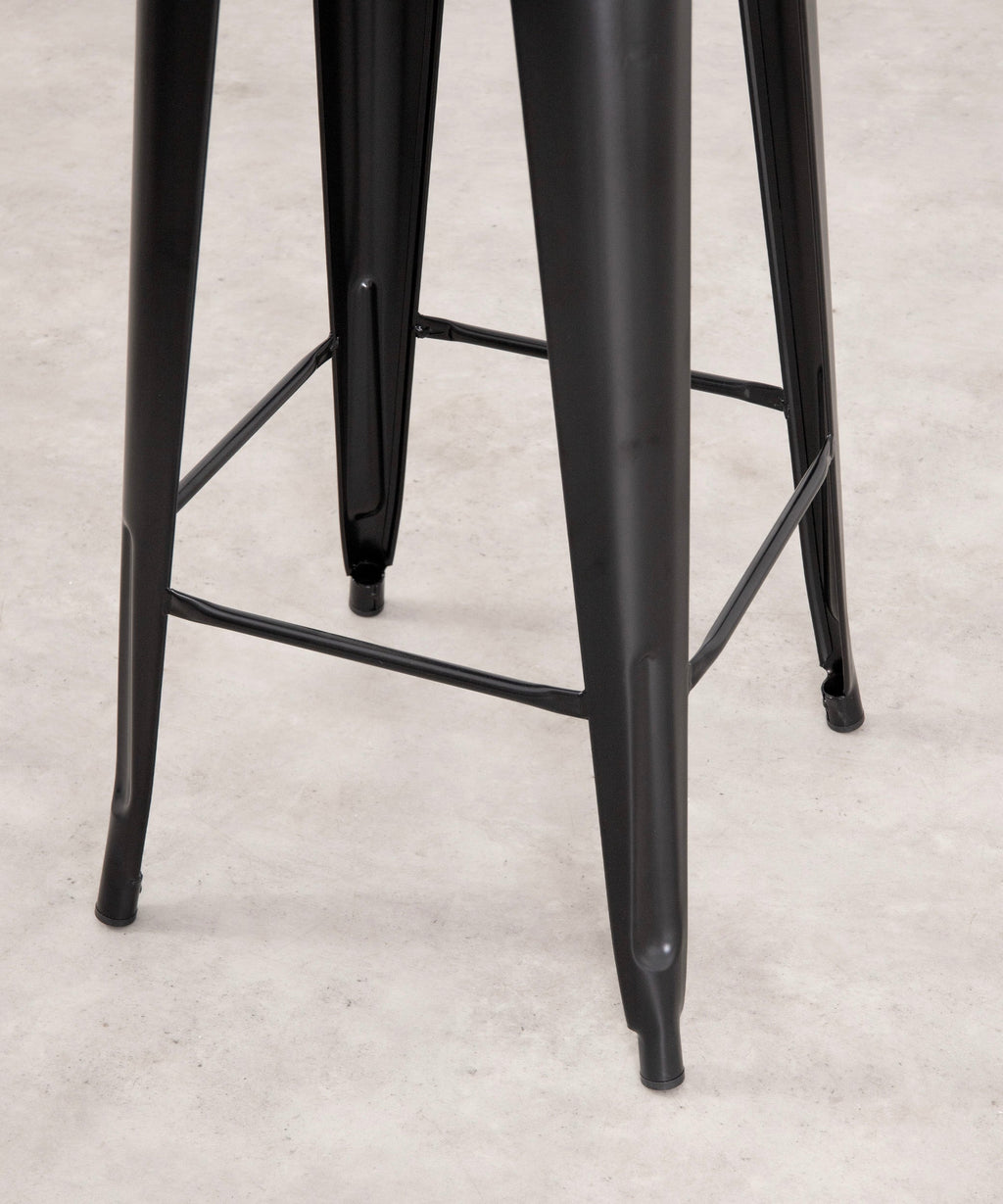 Tabouret haut en métal Tolik