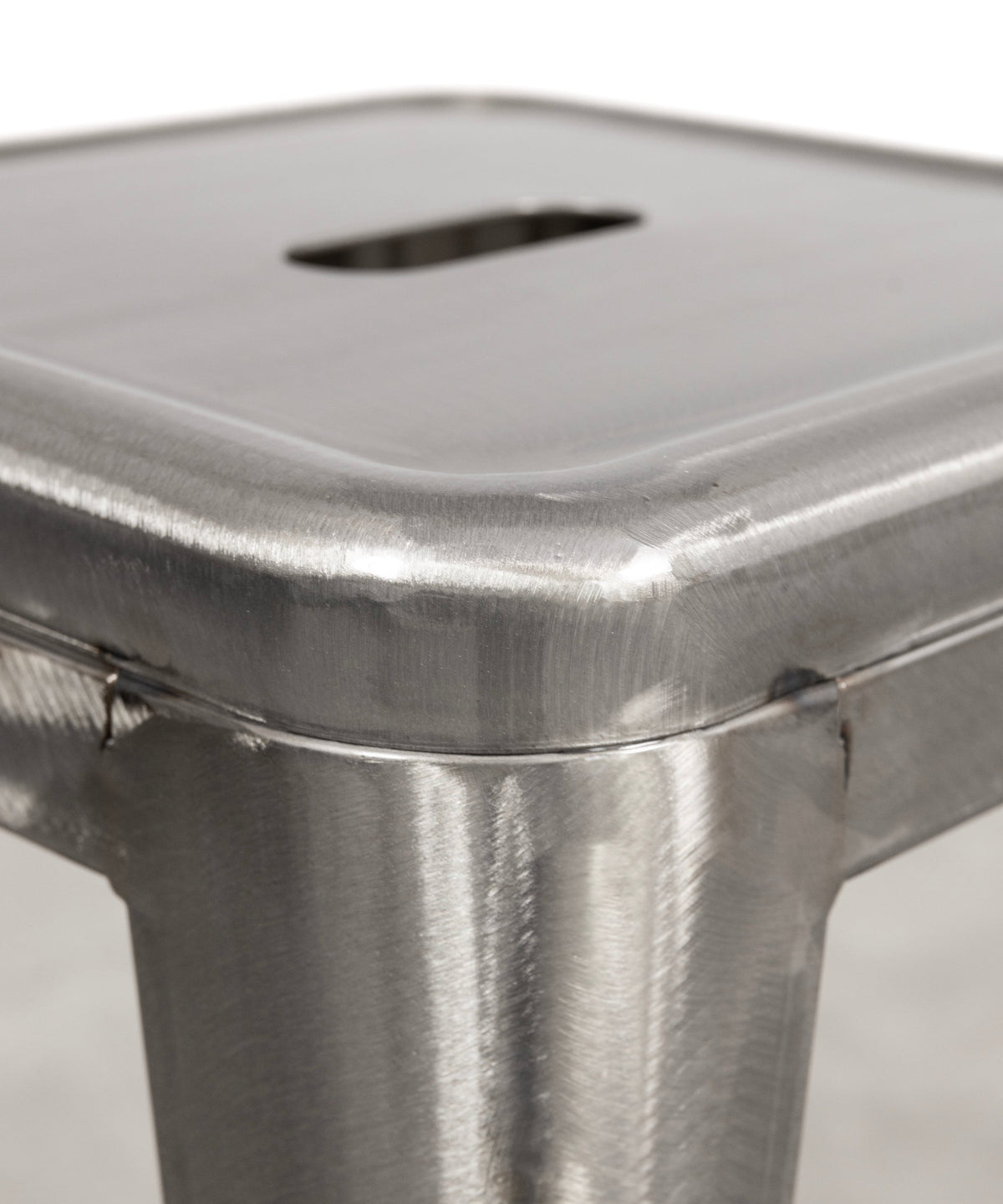 Tabouret bas en métal Tolik - Polished Edition