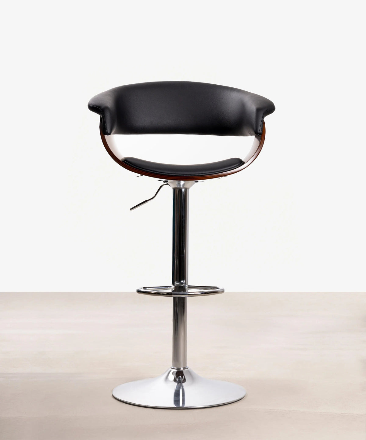 Tabouret réglable en bois et similicuir Beckett