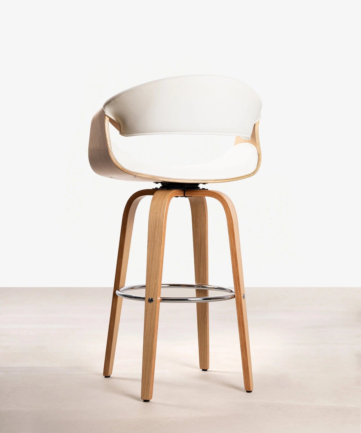 Tabouret réglable en bois et similicuir Binsa